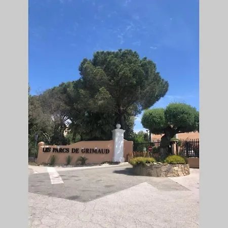 Charmant Appart Vue Mer / Avec Piscine Appartement *